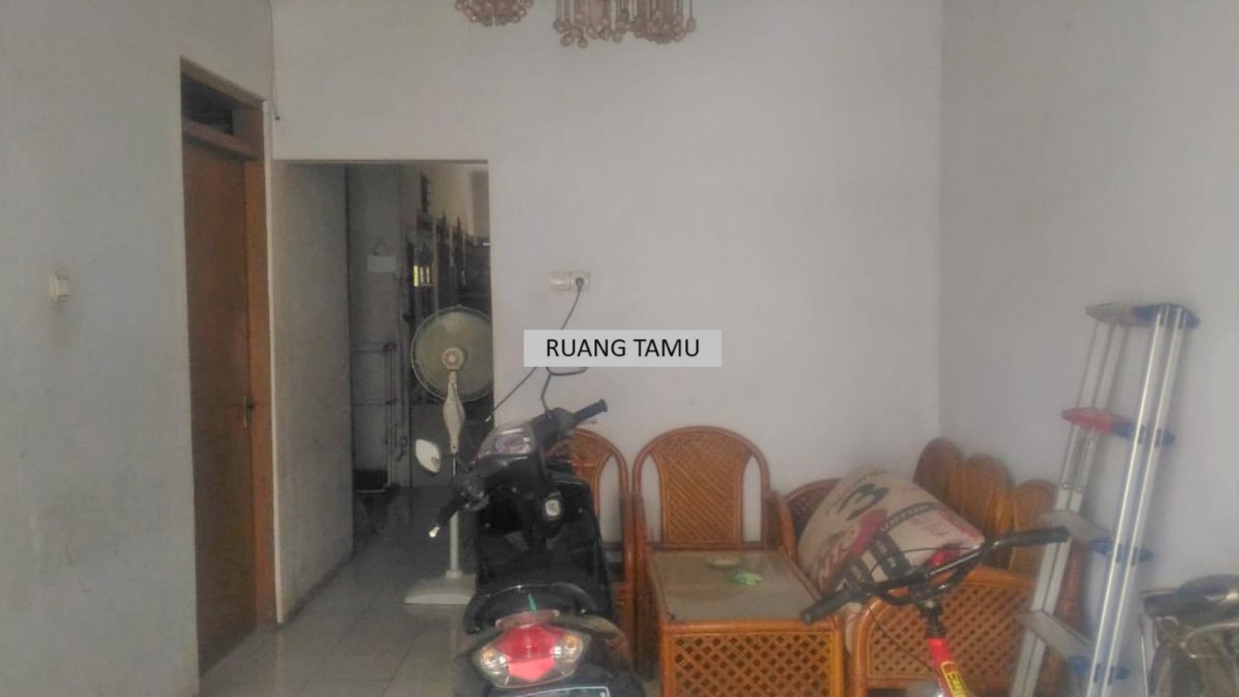 Dijual Rumah Lokasi Bagus di Perum Danasa Indah Tangerang