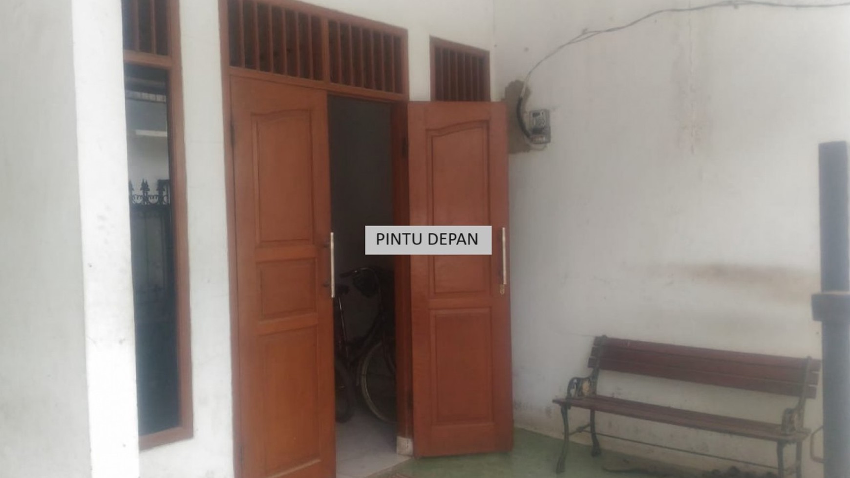 Dijual Rumah Lokasi Bagus di Perum Danasa Indah Tangerang