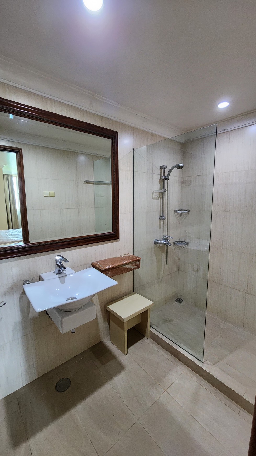 Dijual Apartemen Puri Imperium,  Full Furnished  Kondisi Bagus dan Nyaman