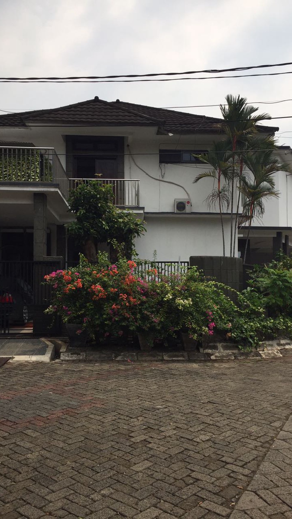 Rumah Cantik,Bagus di Villa Bintaro Regency.