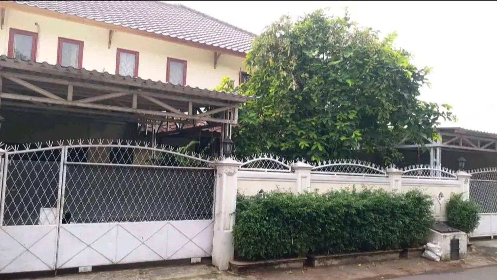 DIJUAL CEPAT RUMAH MEWAH 2 LANTAI DI CIPETE DEKAT KEMANG, JAKSEL