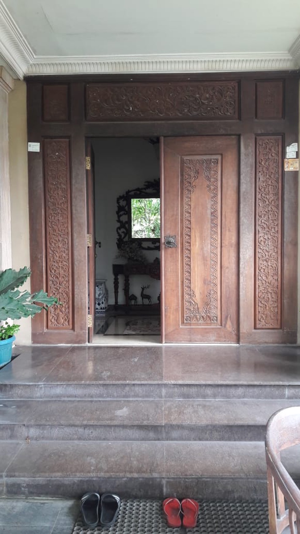 RUMAH MEWAH MEDITERANIAN  DI TIMUR BANDARA ADISUCIPTO JOGJA