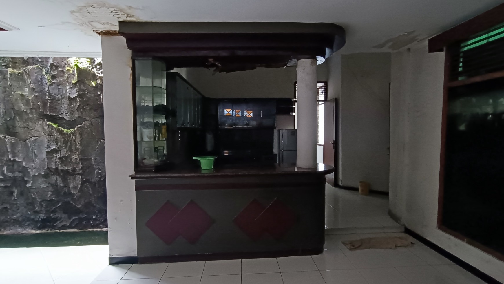 1478. Rumah + Bengkel di Raya Rungkut Mapan Surabaya Timur