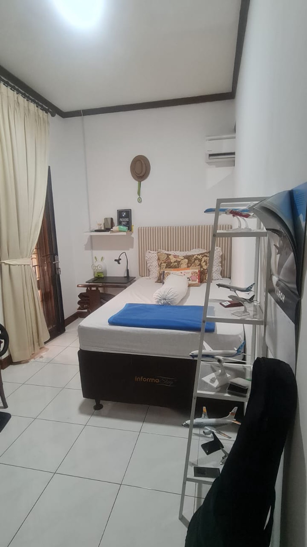 Rumah Bagus Siap Huni Asri dgn Pool di Jl Duta Indah, Pondok Indah, Jakarta Selatan