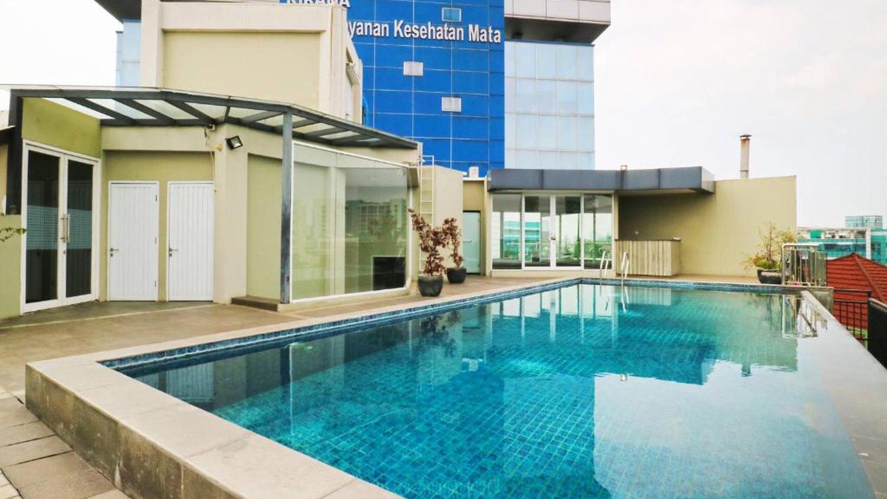 Apartemen Penthouse 1 BR dengan Living Room luas Full Furnished di Baile Tower, Menteng 