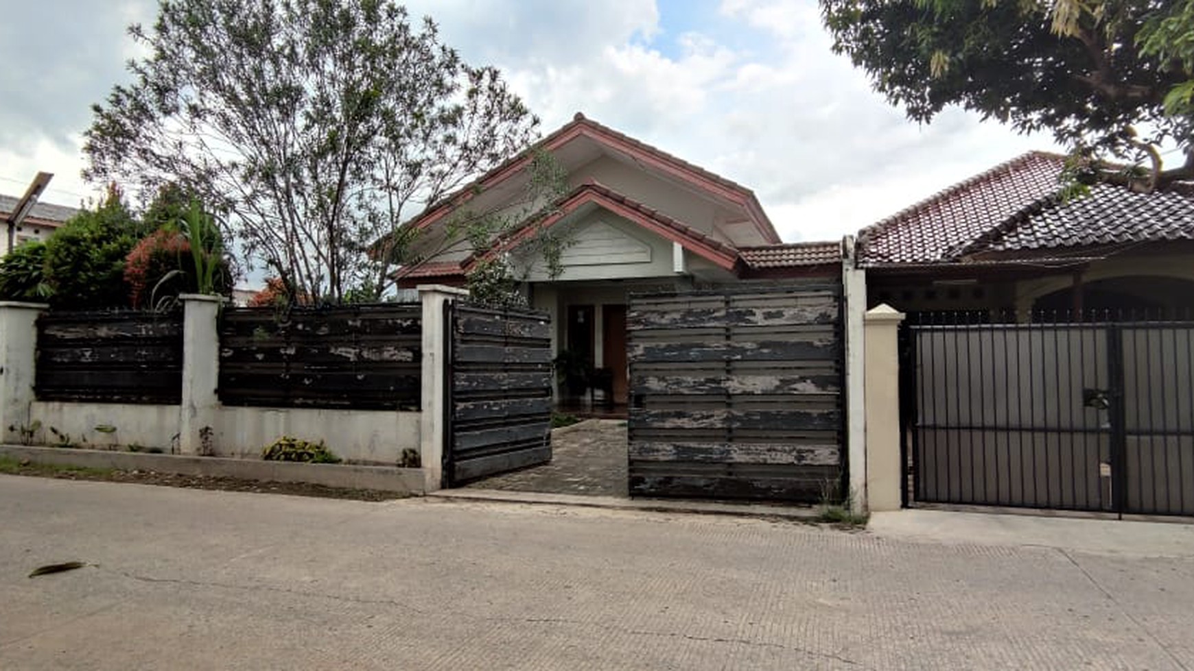 Dijual Rumah Bagus Di Jl Elang Raya, Griya Cinere Depok