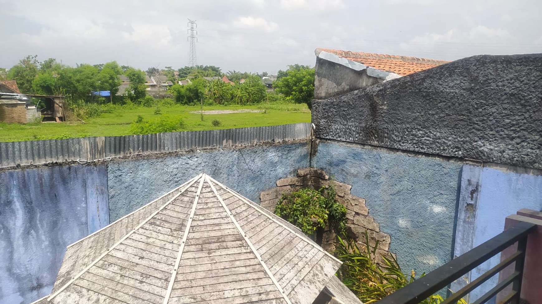 Rumah Tinggal Semi Furnish di Pelem Sewu Grand Resort Sewon Bantul 