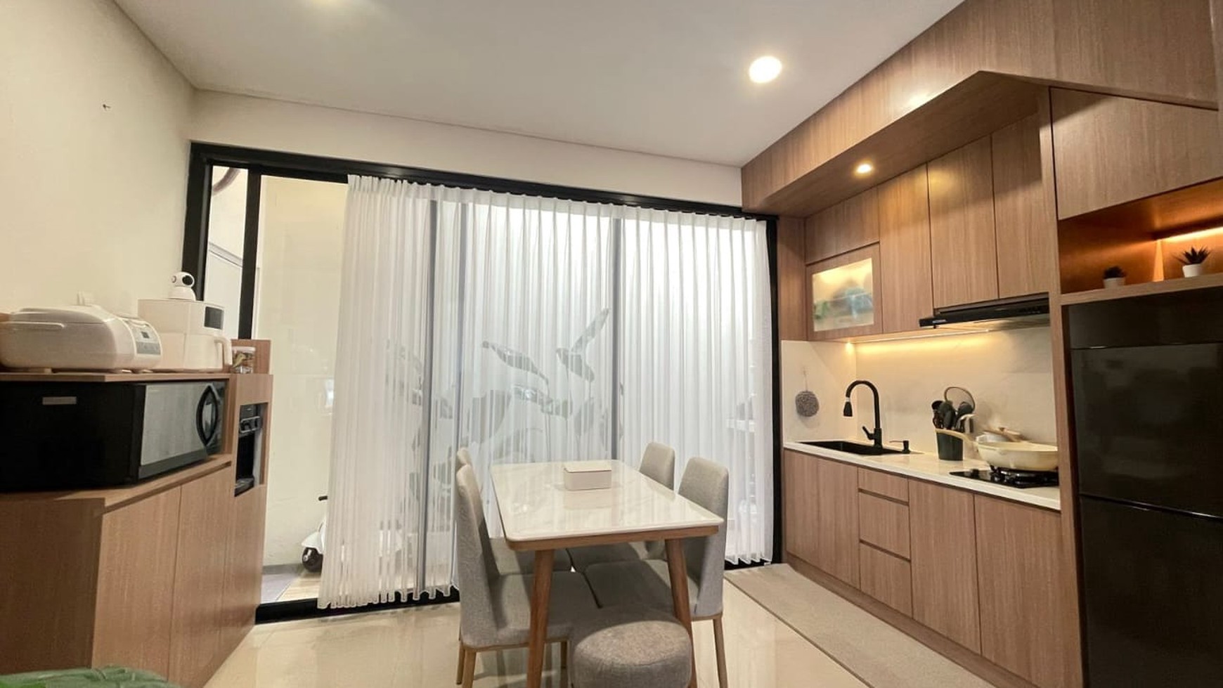 Rumah Cantik Siap Huni dengan Hunian Nyaman dan Lingkungan Asri @Pamulang.
