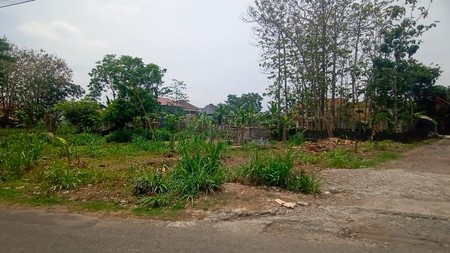 Tanah Luas 443 Meter Persegi Lokasi di Jalan Palagan 