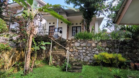 Rumah Villa Modern Dekat Tempat Wisata di Bogor 