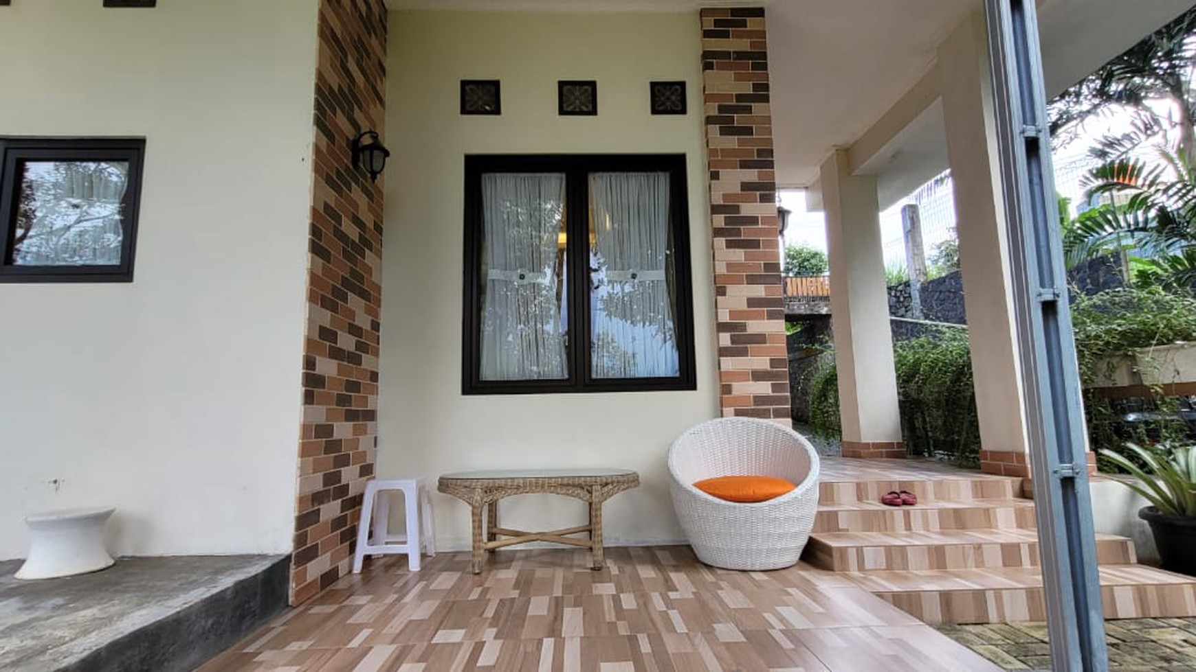 Rumah Villa Modern Dekat Tempat Wisata di Bogor 