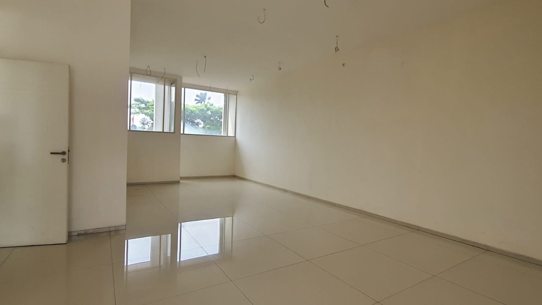 Super Deal. Rumah Full Renov Furnished di Boulevard Kota Wisata Cibubur  