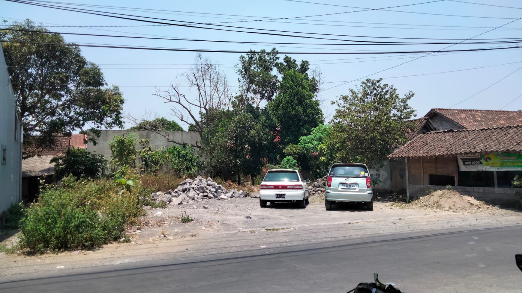 Tanah Luas 420 Meter Persegi Lokasi Condong Catur Ngaglik Sleman 