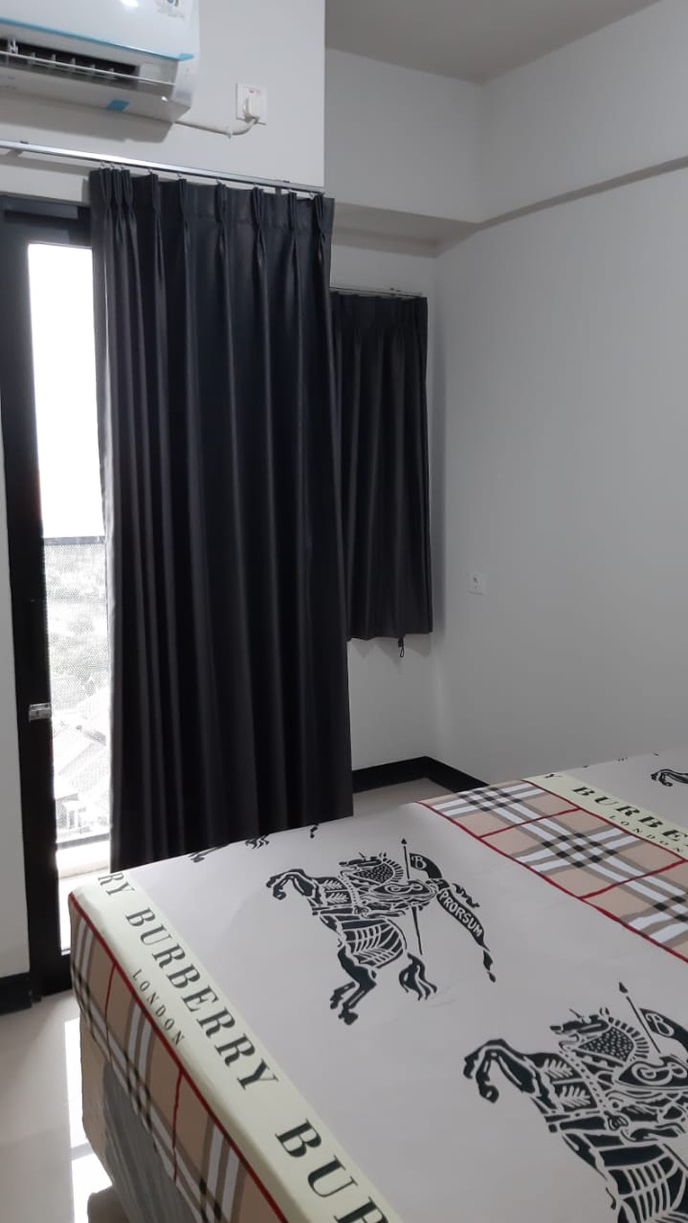 984. Dijual Apartemen Amega Crown Residence B