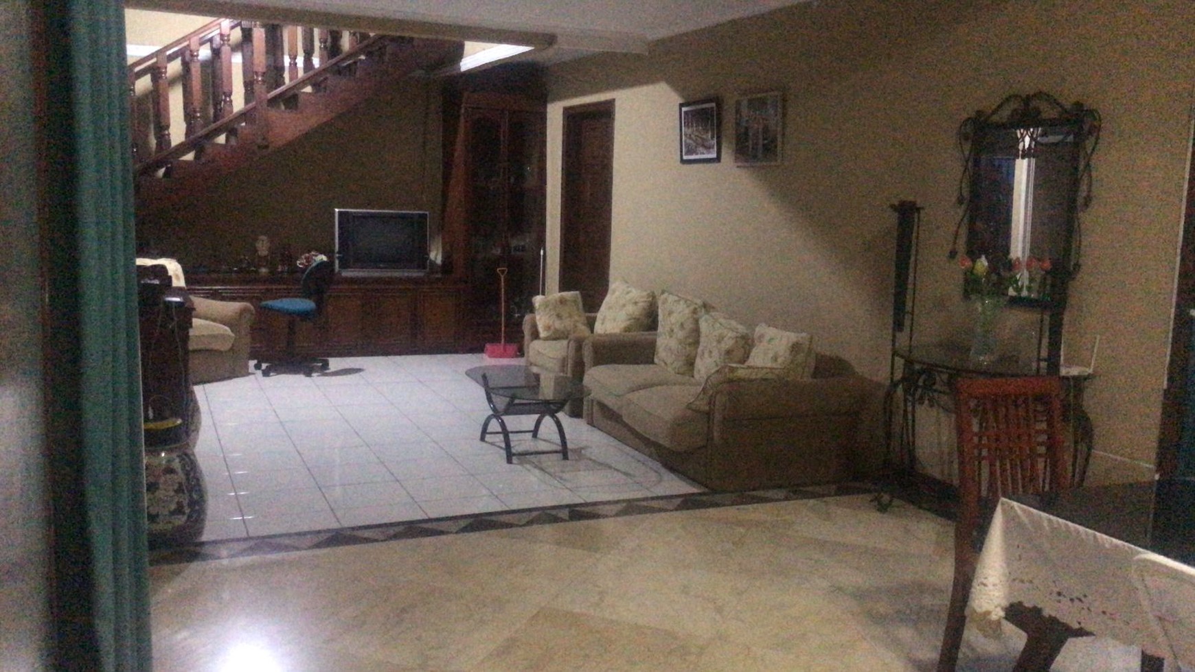 Best Price. Rumah luas Griya Loka, BSD