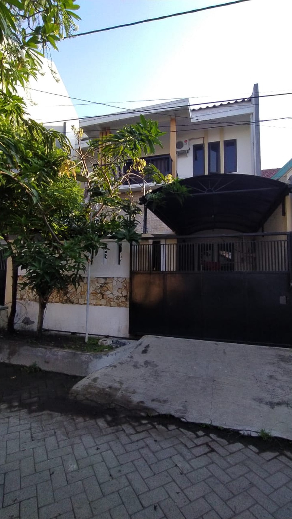 974. Dijual Rumah cantik, Jl. Bumi Marina Mas Timur