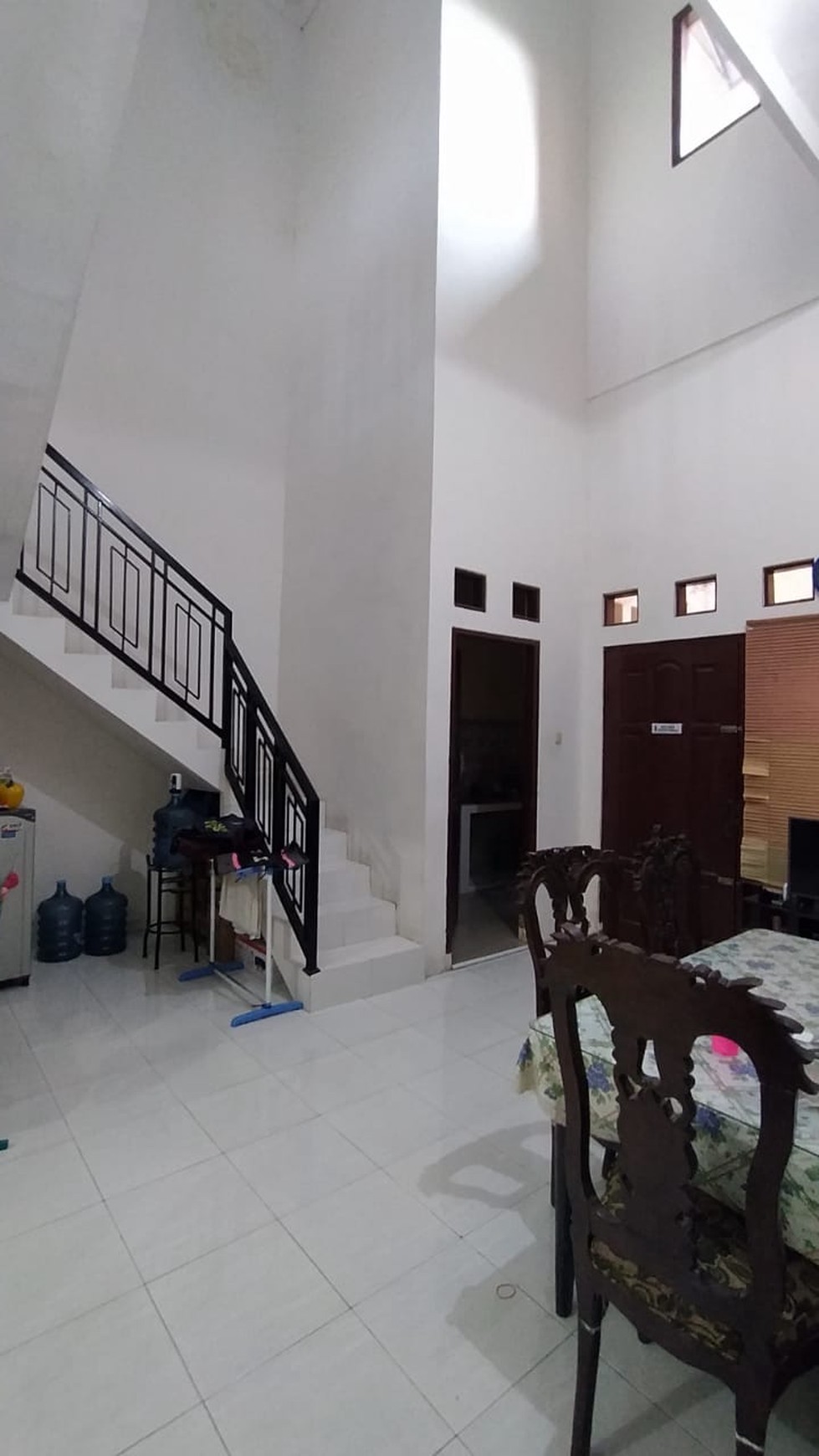 974. Dijual Rumah cantik, Jl. Bumi Marina Mas Timur