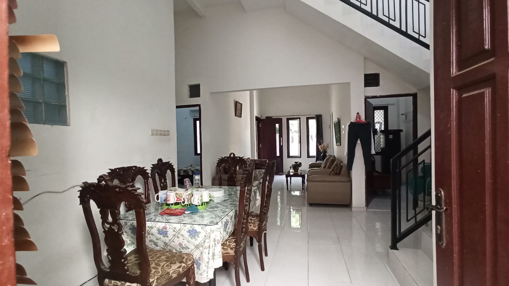 974. Dijual Rumah cantik, Jl. Bumi Marina Mas Timur