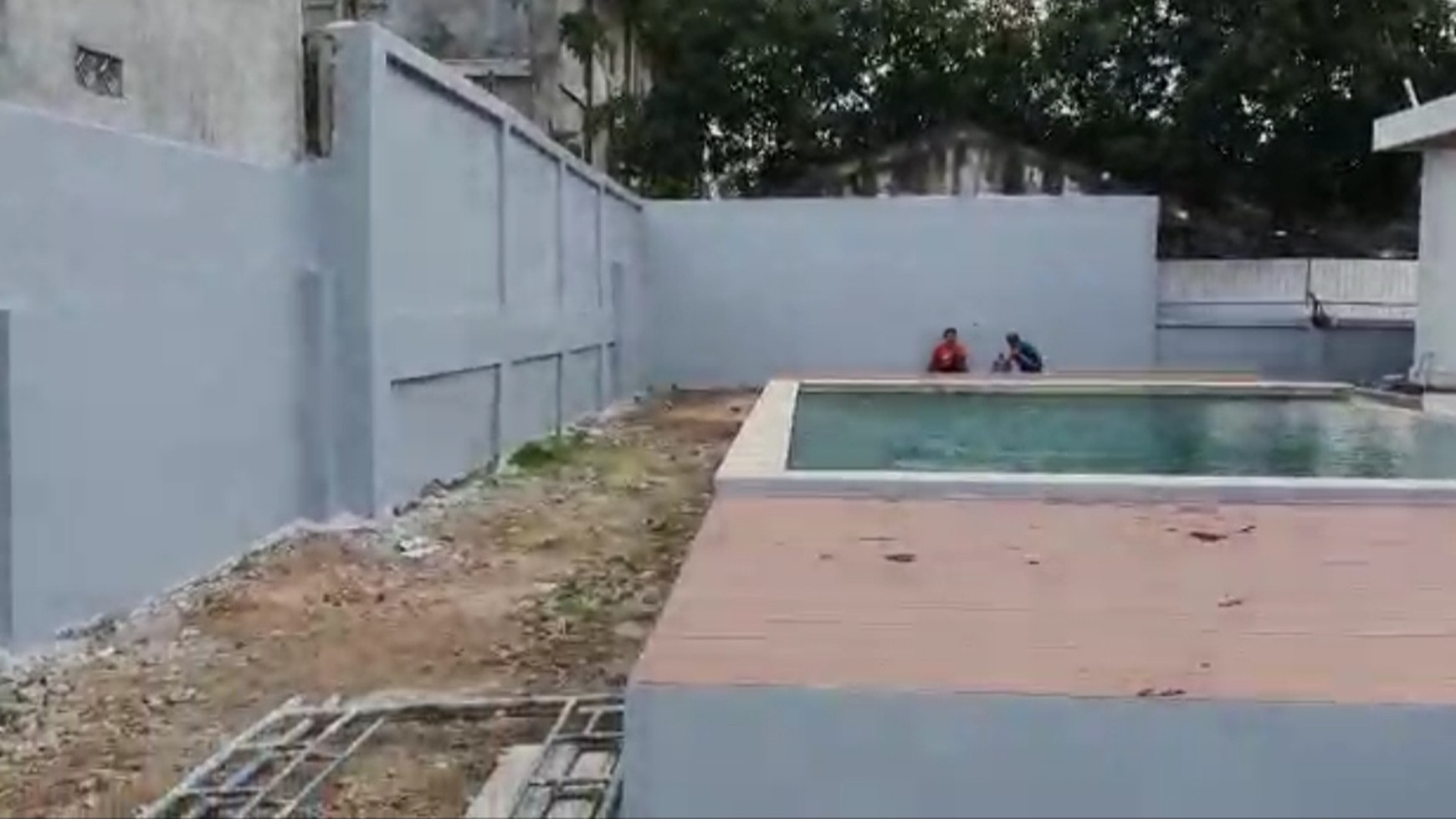 971. Dijual Rumah + Pool di Jl Terusan Bung Hatta, Mataram