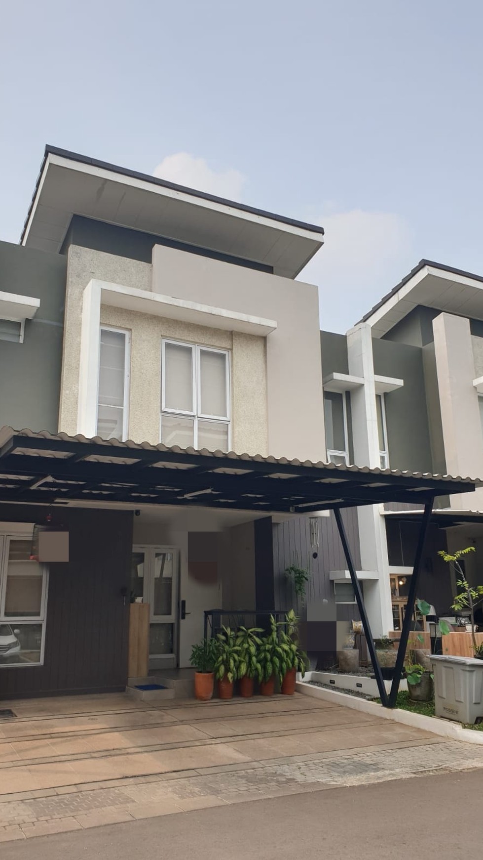 Rumah Rapi, Full Furnish, aman, tenang di Cluster Rossini Tangerang Banten