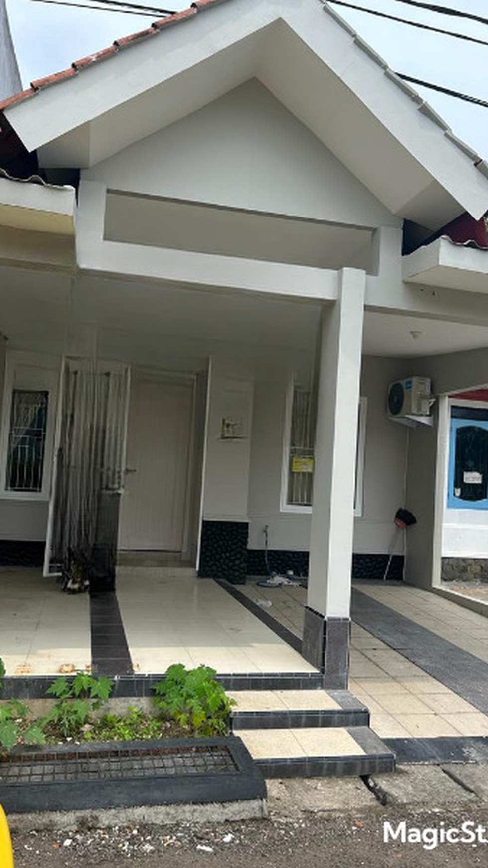 Dijual rumah di Taman Ubud Cempaka Lippo Karawaci Tangerang