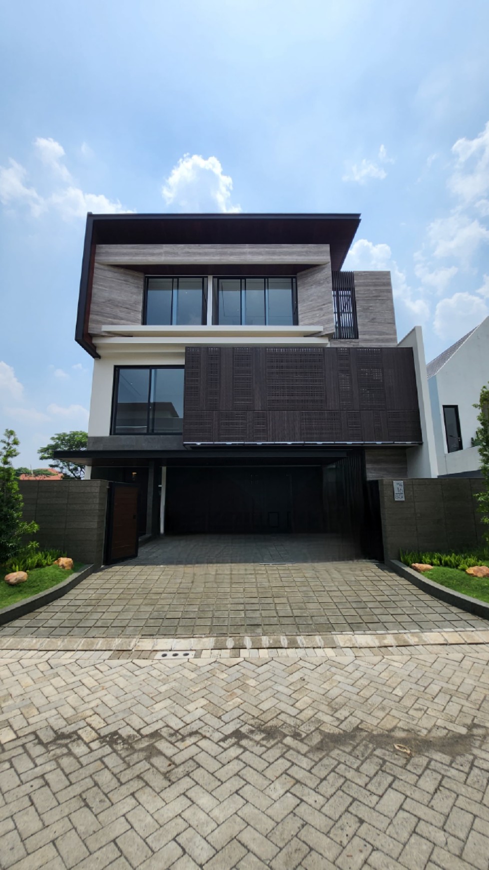 Dijual Rumah Citraland Surabaya Golf Area New All MARMER Impor PREMIUM Quality Siap Huni