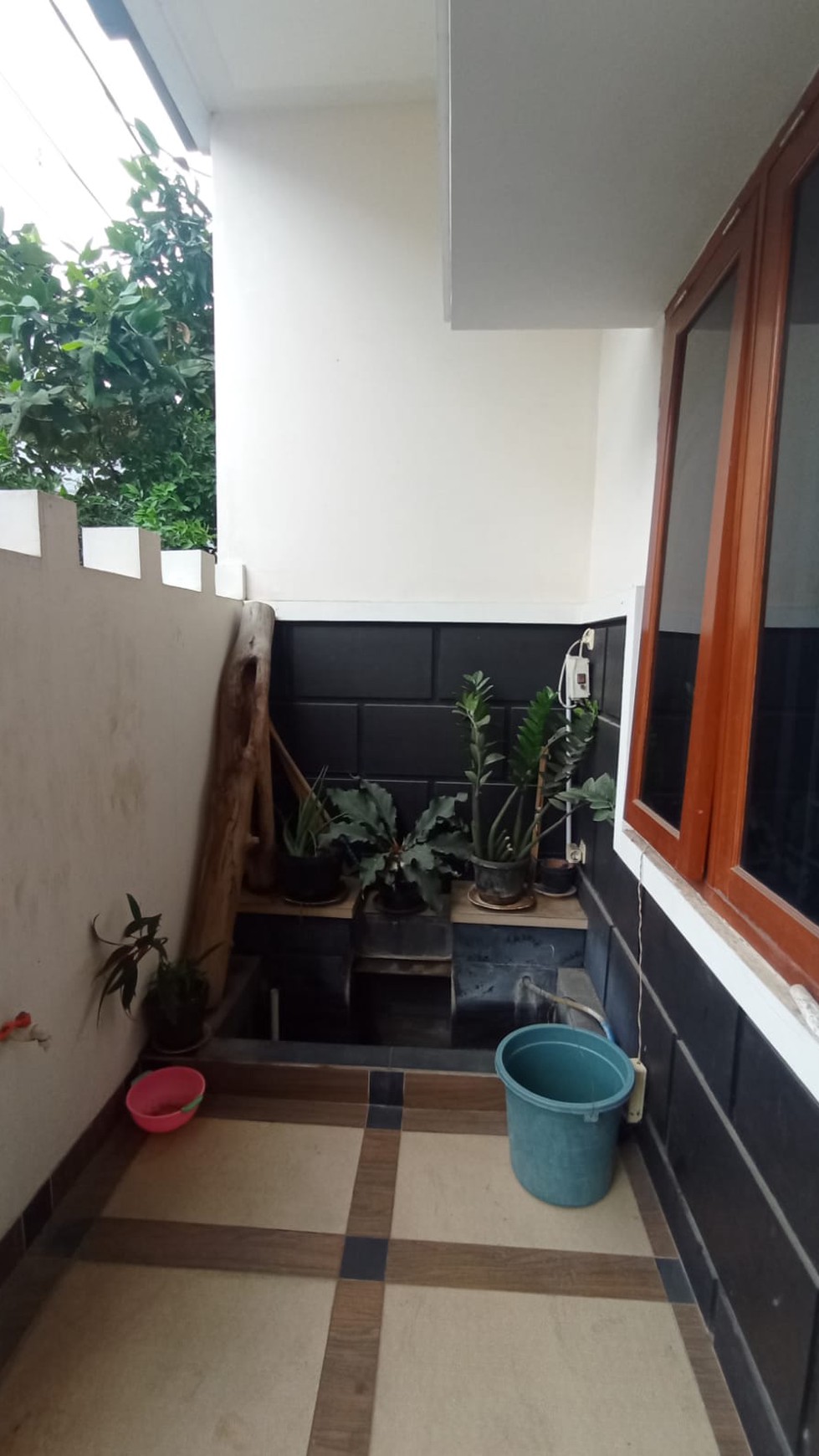 Dijual rumah di Sari bumi indah Binong tangerang 