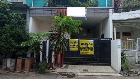 Dijual rumah di Sari bumi indah Binong tangerang 