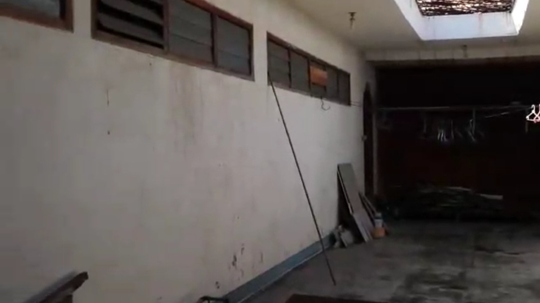 Dijual Rumah Jl. Lebak Jaya - Kenjeran Surabaya Timur dekat Pabrik Emas UBS cocok buat Segala Usaha  Row Jalan 3 Mobil