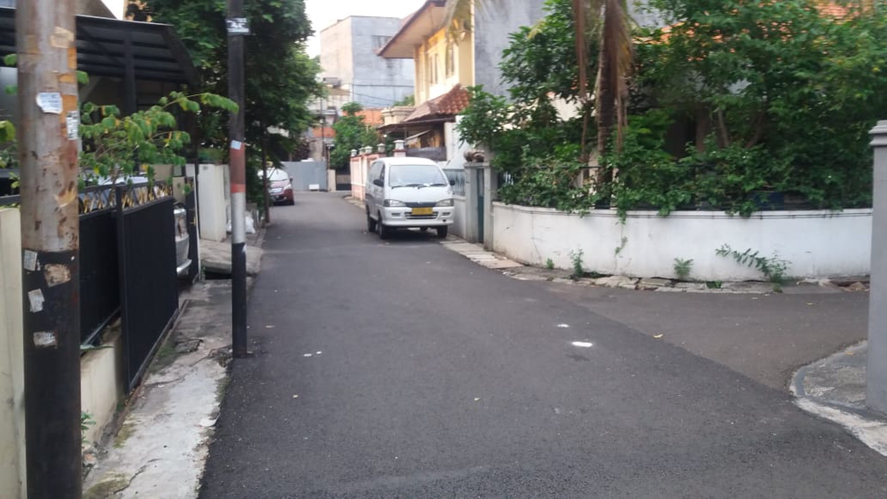 Rumah di Tebet Timur Jakarta Selatan.....