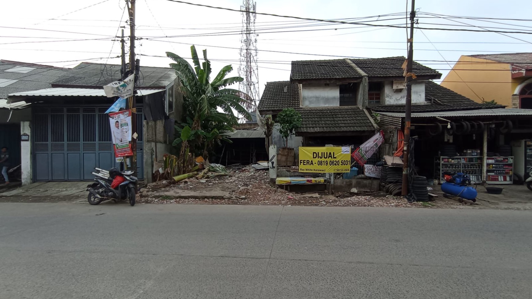 Dijual rumah perlu renovasi di Jl. Prabu Siliwangi, Perumnas 4 Karawaci - Tangerang