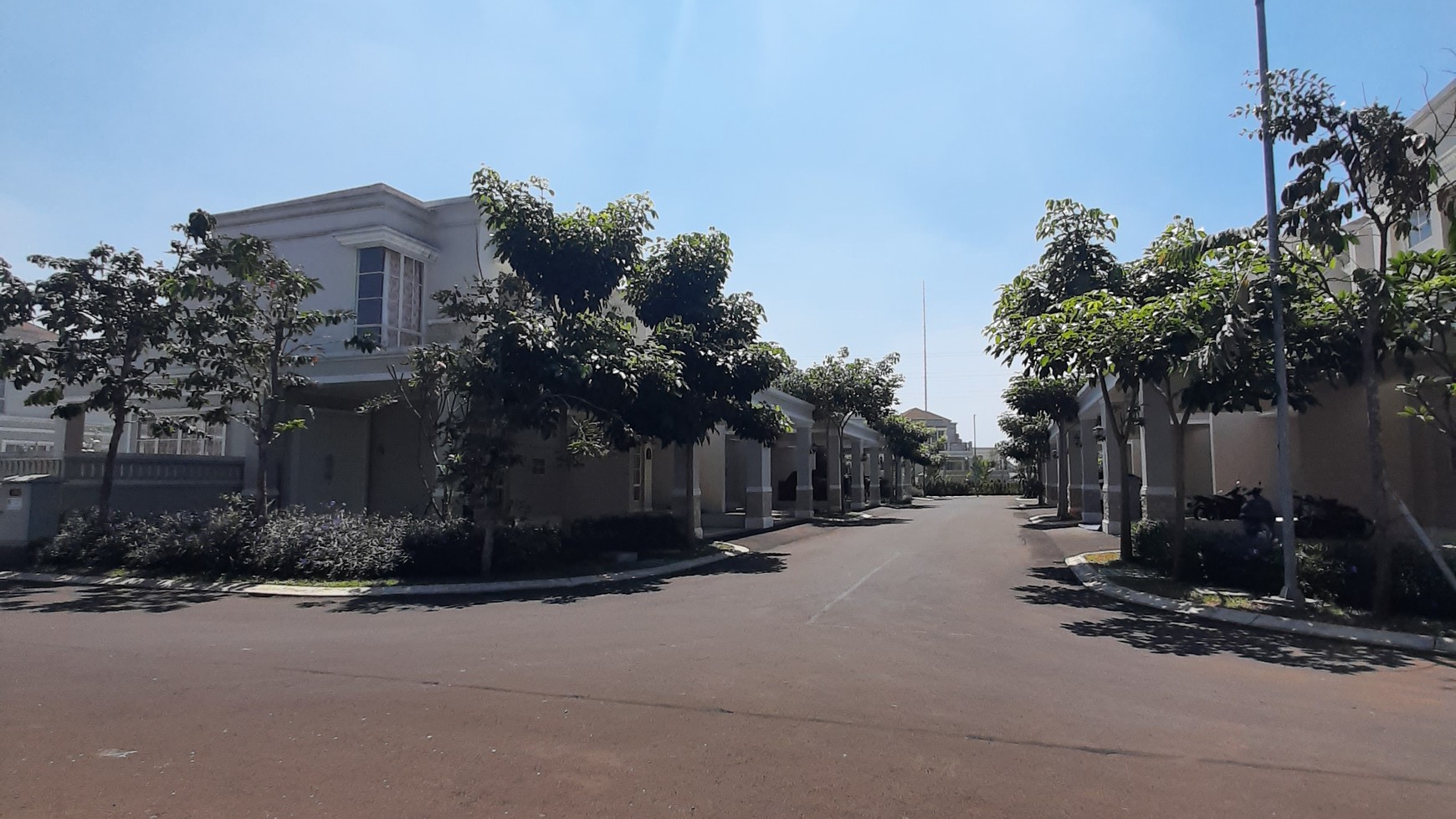 DIJUAL RUMAH  MINIMALIS ASTANA ANYAR