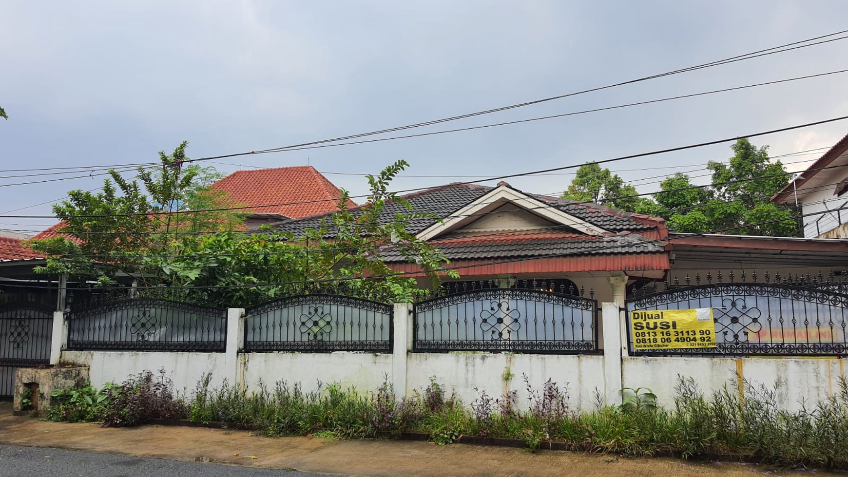 Rumah 1 Lantai di Cilandak Jak Sel