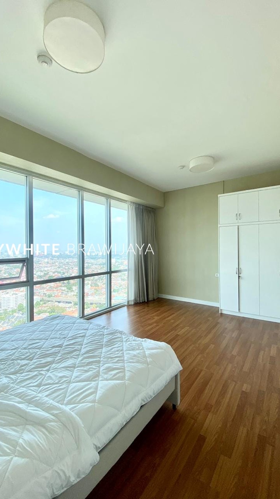 Kemang Village 3BR High Floor Best View