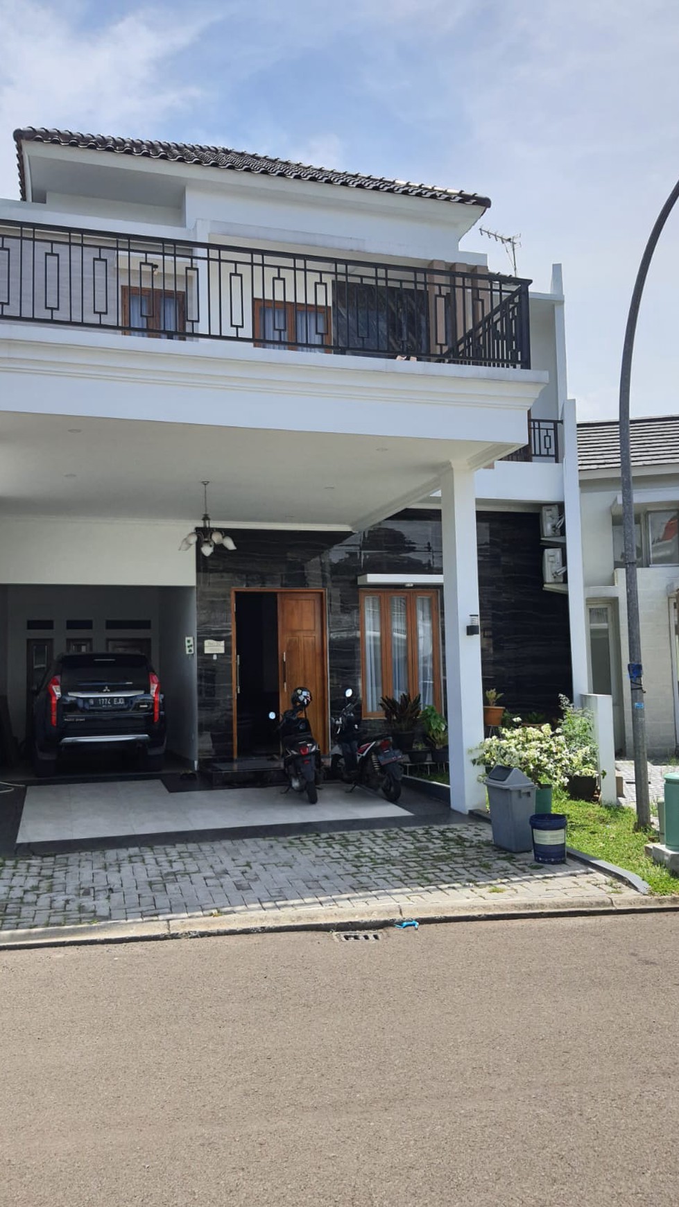 Rumah Bangunan Baru,2 lantai Semi Furnishes