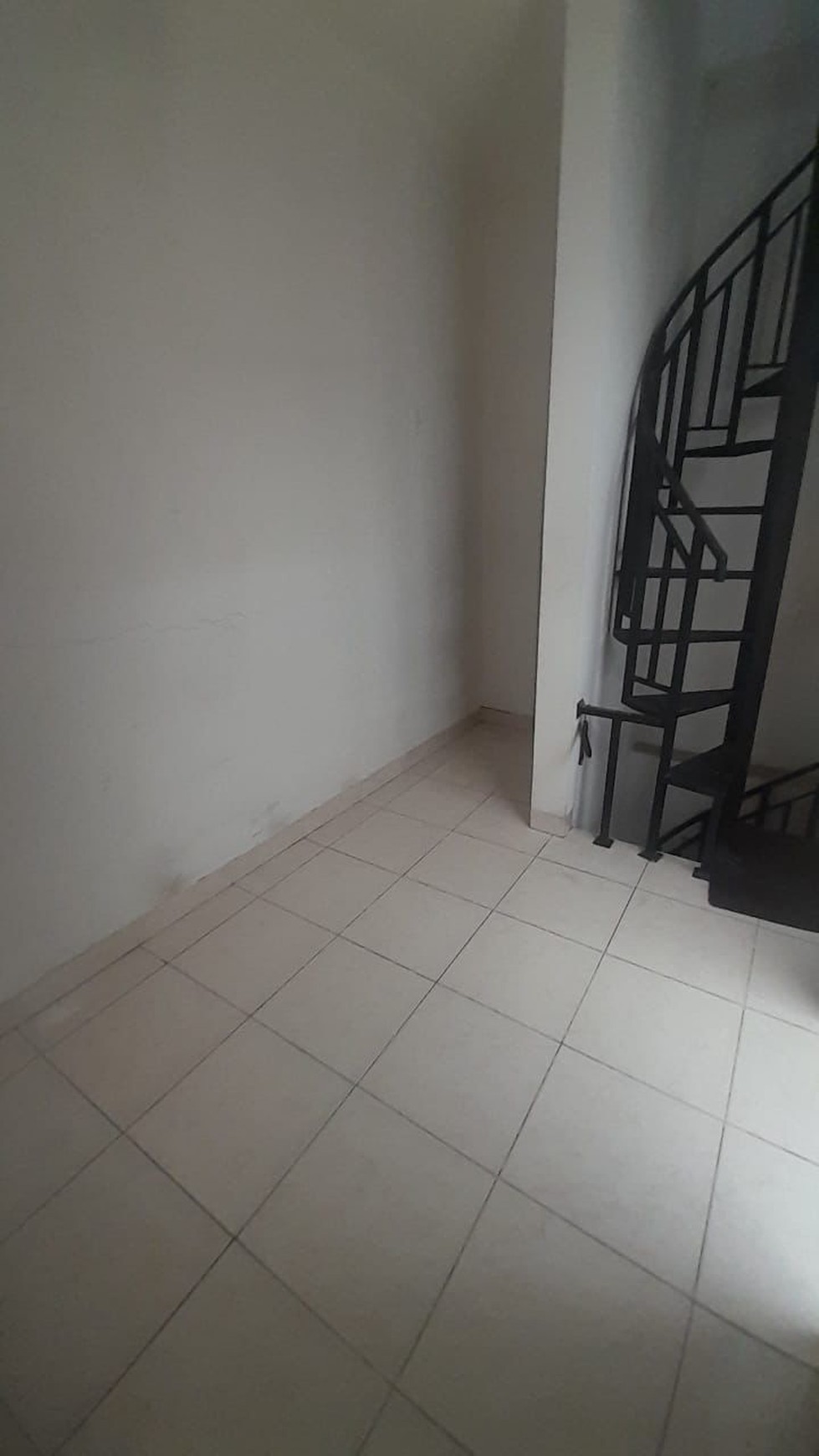 Rumah 2 Lantai  di Citra Gran 