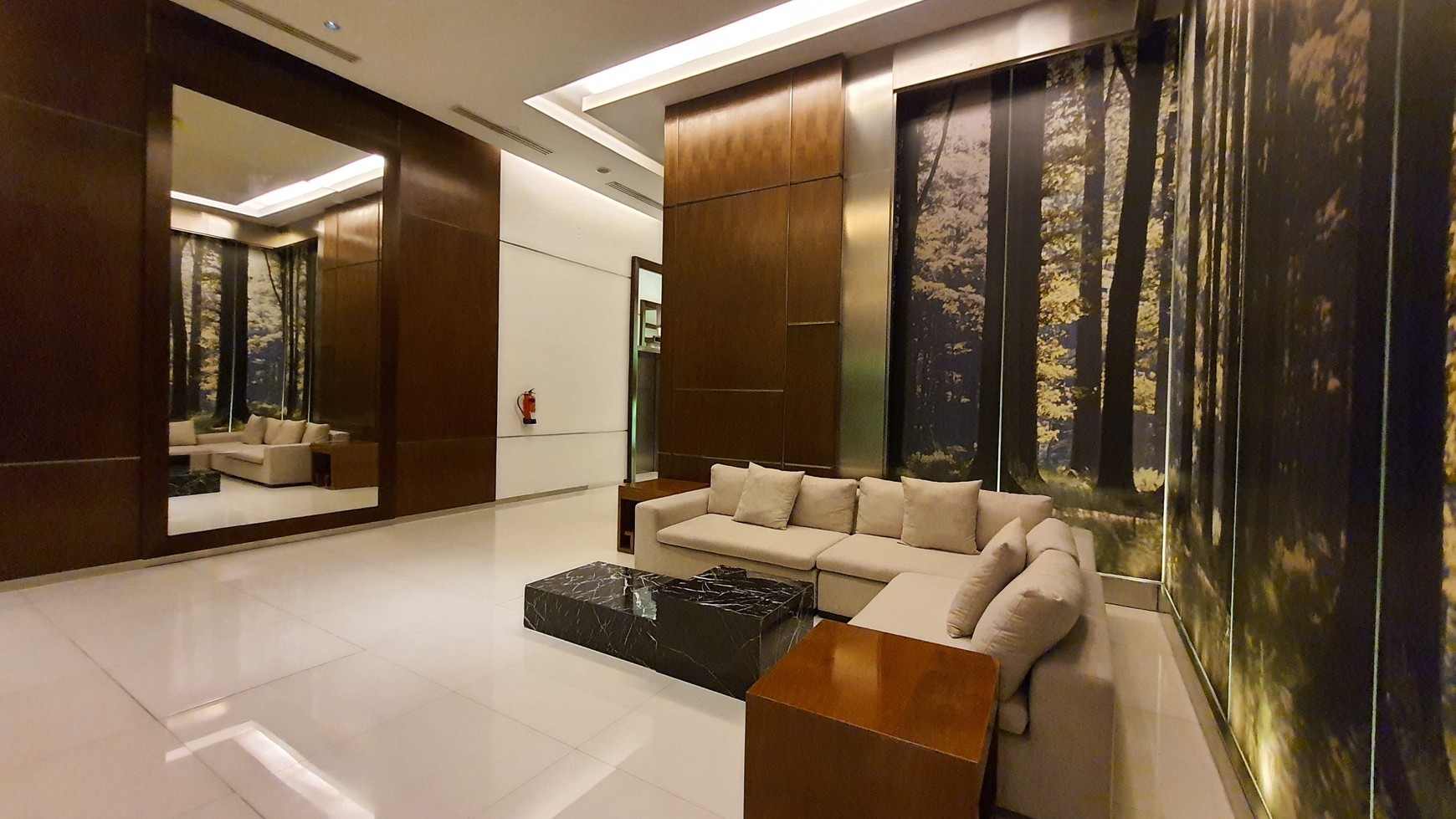 1 Unit 2 BR di Tower Empire Kemang Village Apartment