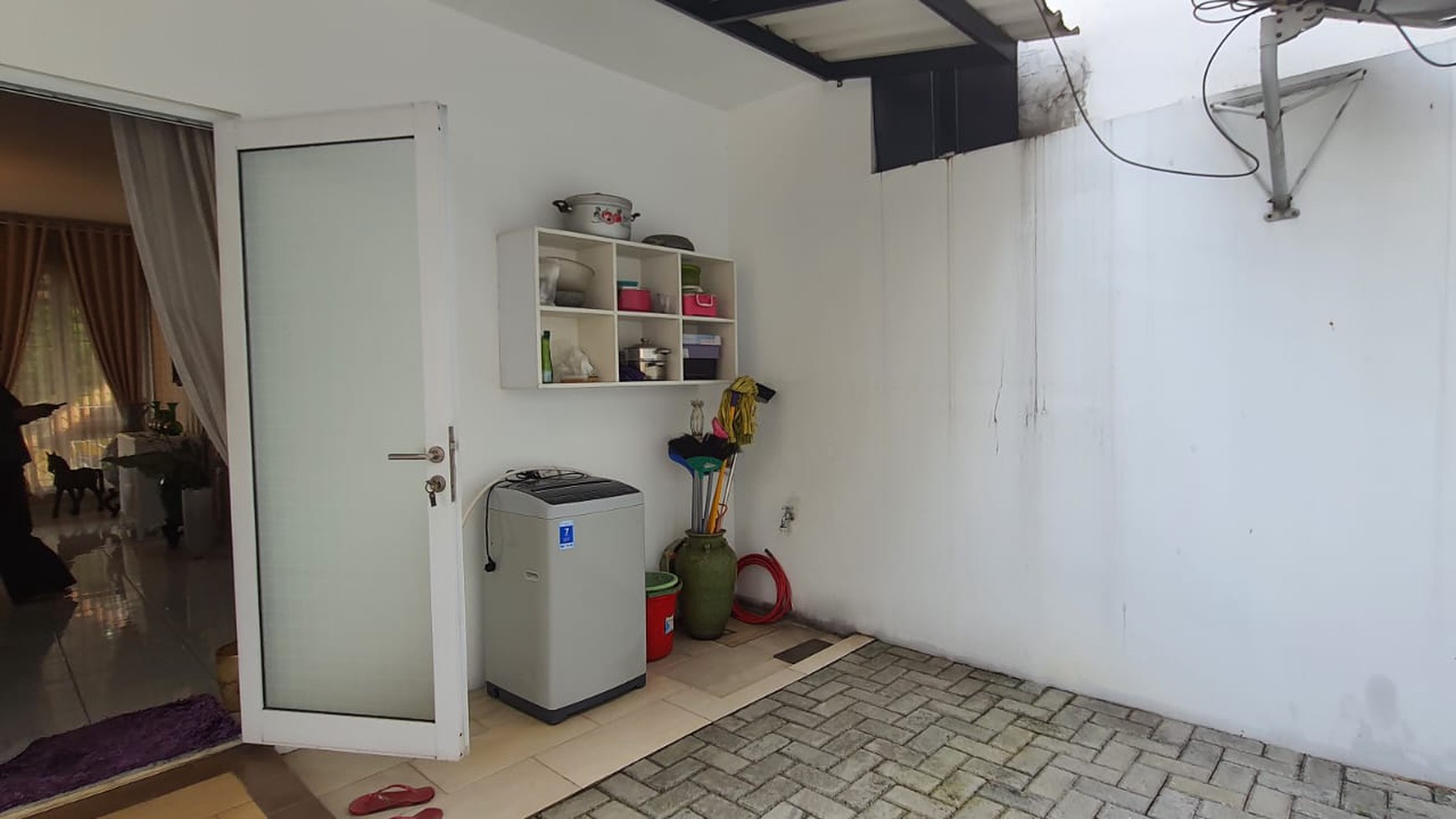 Turun Harga, Murah Banget, Rumah Furnished, Minimalis Modern di Kota Wisata 