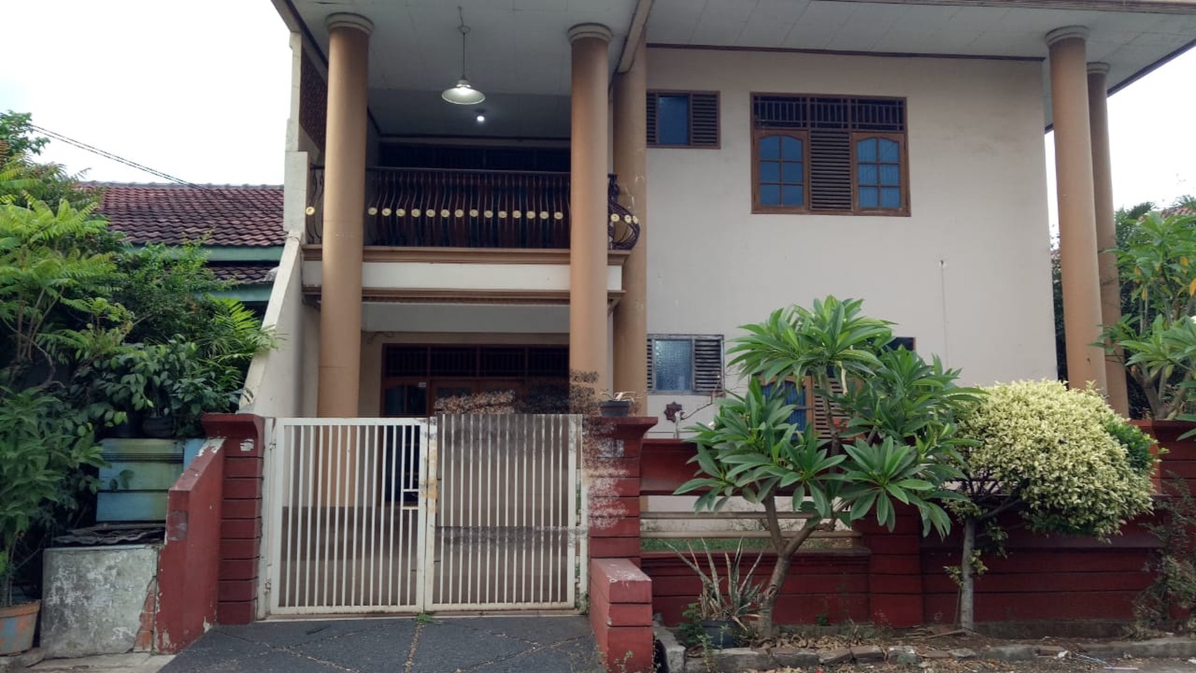 Rumah siap huni di ciledug