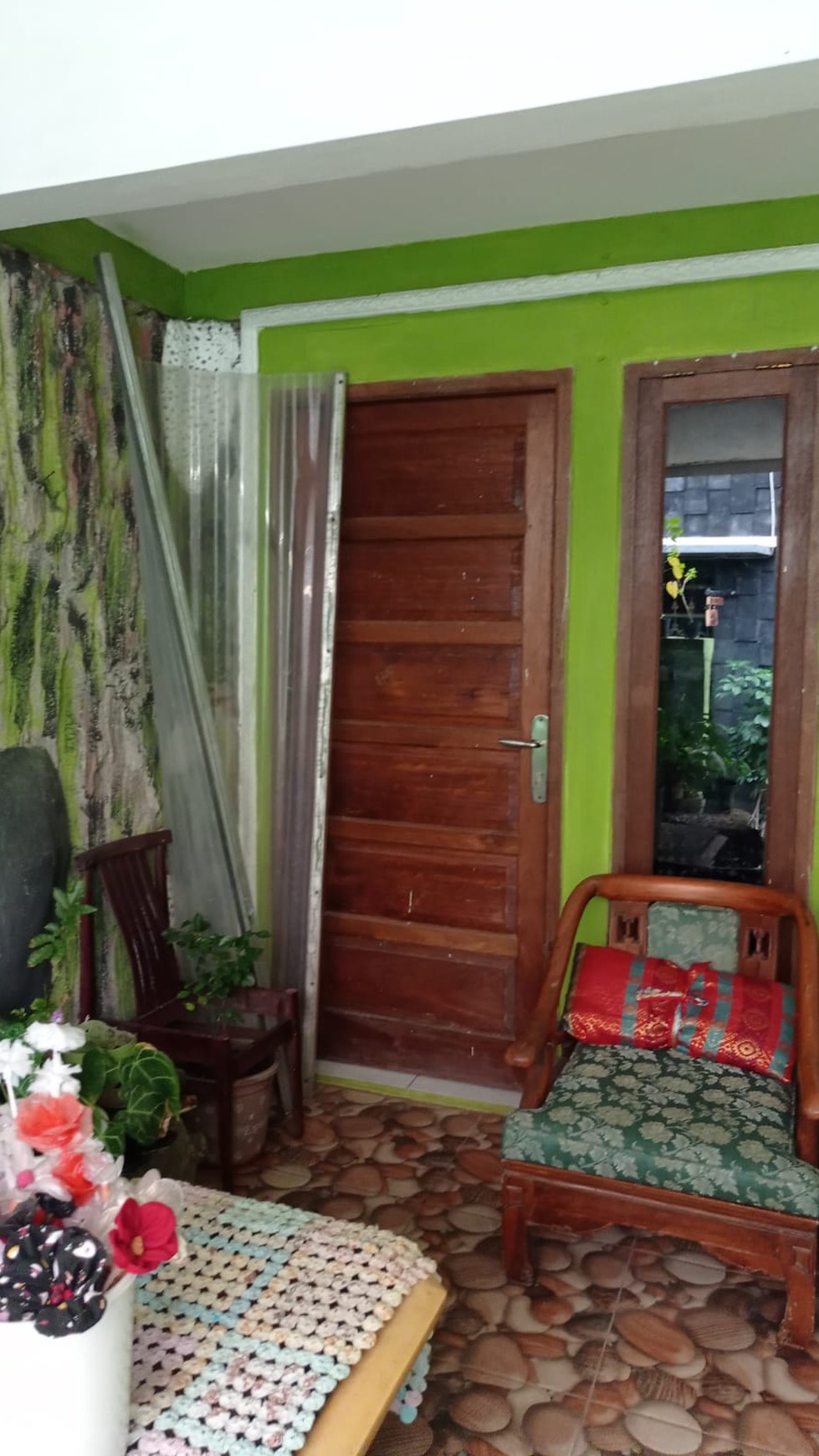 Rumah siap huni di ciledug