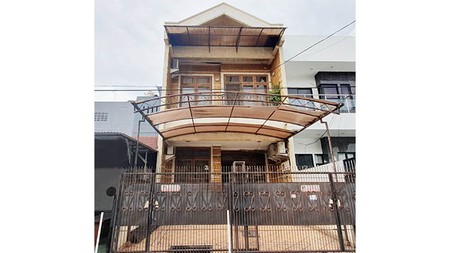 Rumah Gading Indah Utara, Kelapa Gading Luas 6x17m2