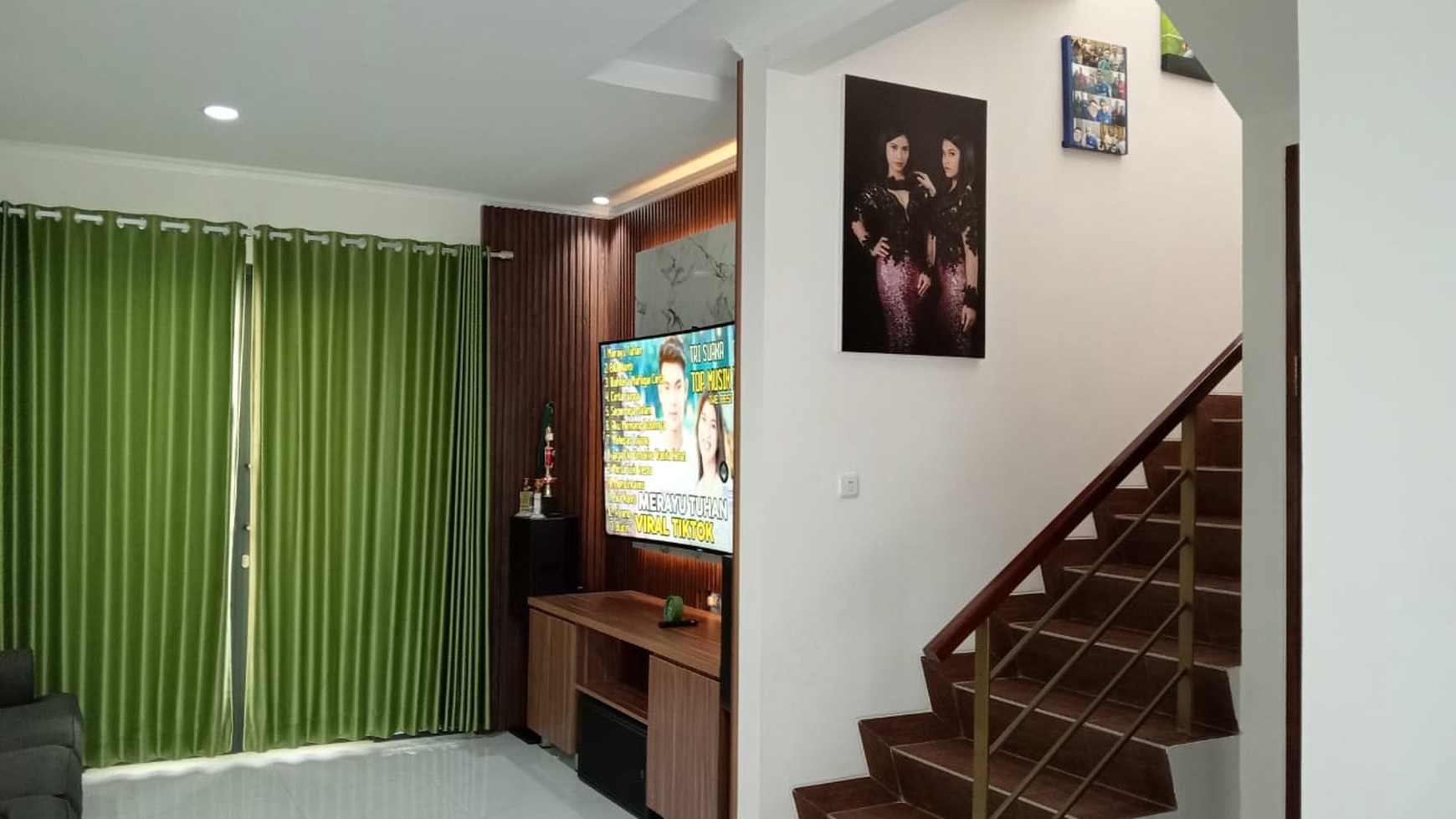 Rumah Cantik Siap Huni dengan Desain Minimalis Modern dan Hunian Nyaman @Serpong