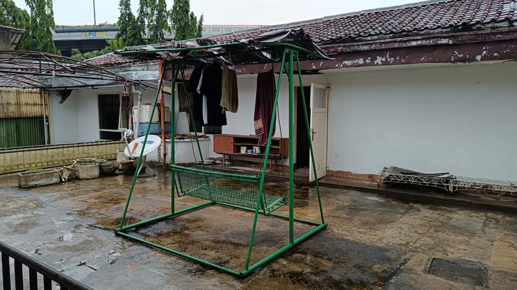 Rumah Lokasi Strategis dan Dapat dijadikan Kantor maupun Kos-kosan @Bandung Wetan