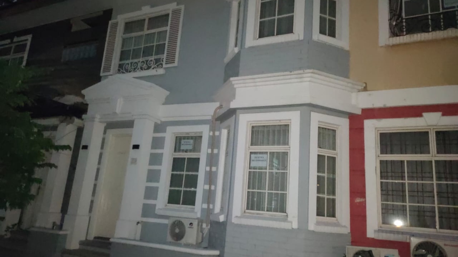 Dijual townhouse di Taman paris 2 Lippo Karawaci Tangerang