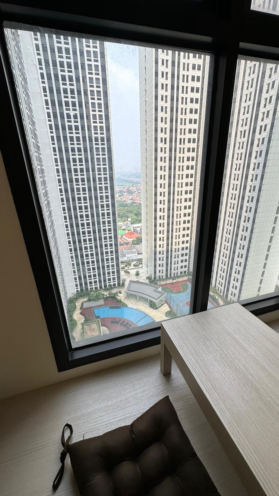 Dijual Apartement Bagus fully Furnished di Chadstone Tower Christie Cikarang