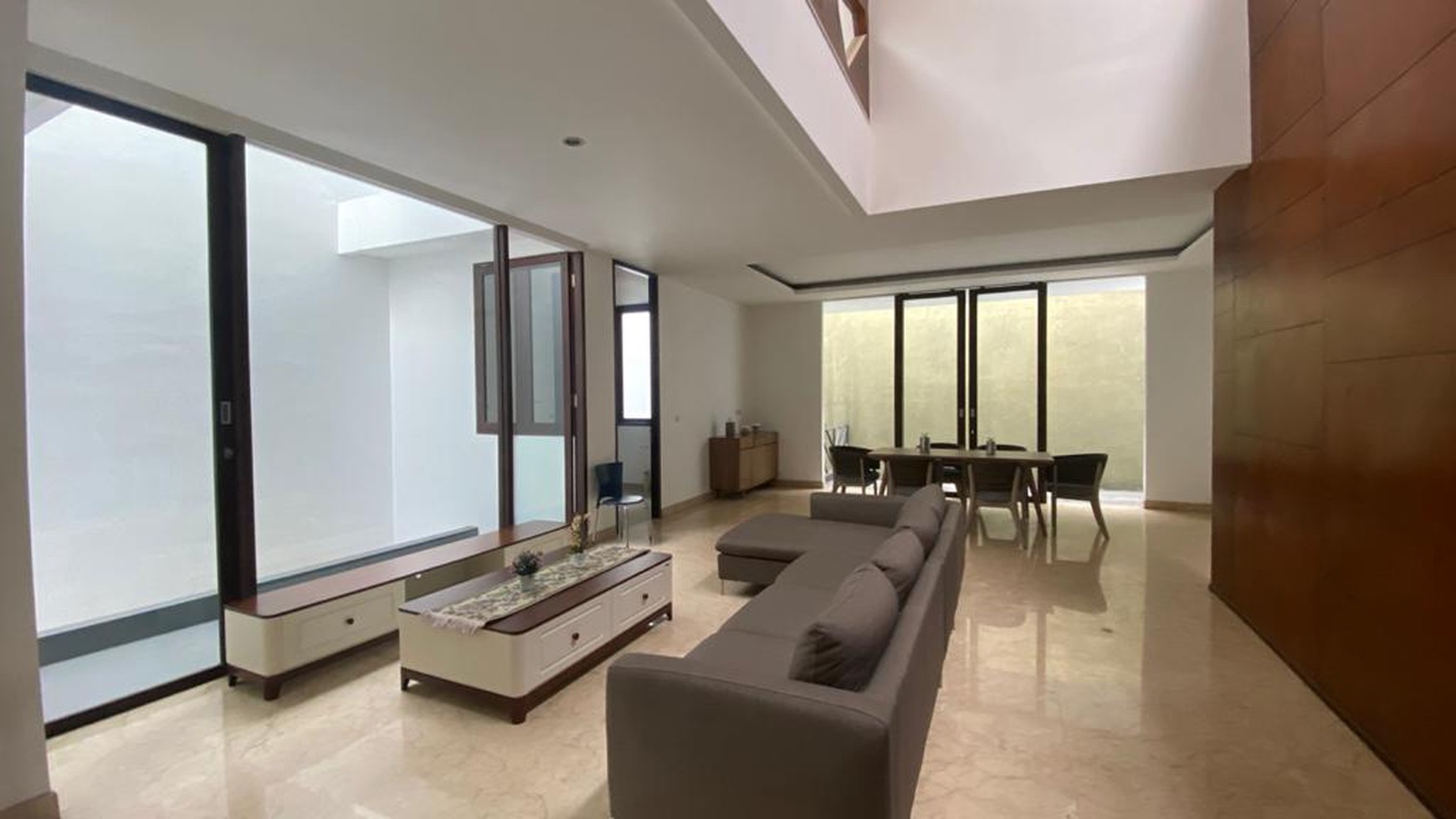 SEGERA MILIKI UNIT TERBATAS !! MODERN MINIMALIST HOUSE DI AMPERA AREA DALAM TOWNHOUSE, JAKARTA SELATAN, UNIT TERBATAS