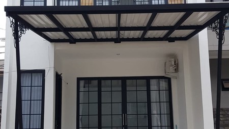 Rumah 3 Lantai Baru dalam Townhouse Cinere 