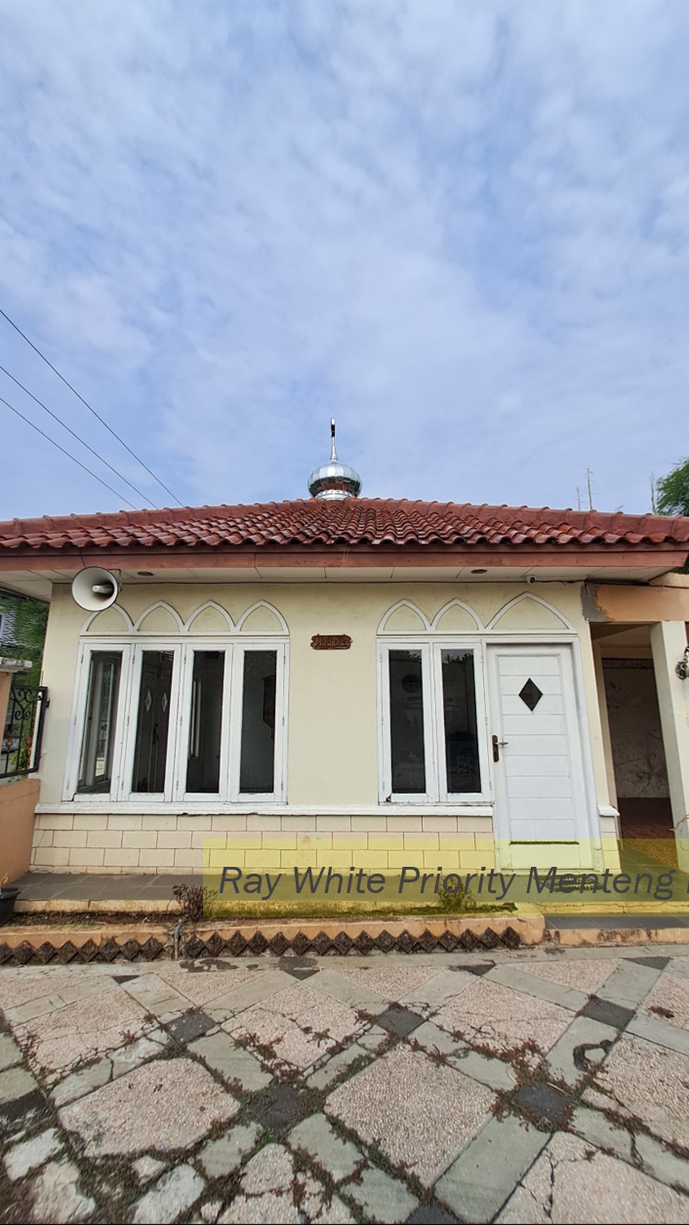 Rumah Cantik dengan Halaman Luas, Cikupa, Kab. Tangerang #HR