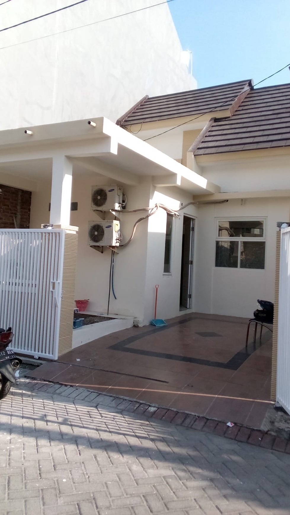 867. Dijual Rumah Legian Purimas Surabaya