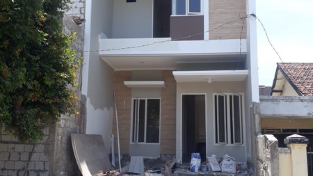 862.  Dijual Rumah Tenggilis Mejoyo Surabaya Timur